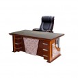 ban-giam-doc-dt1890h32