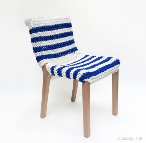 Ghế gỗ tự nhiên đệm len ấm áp và quyến rũ